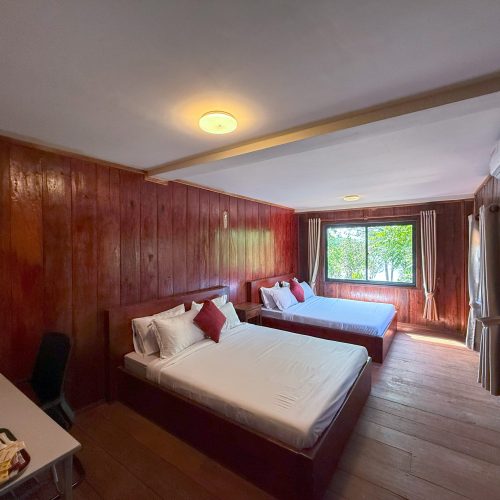 Standard Family Room bathroom out side