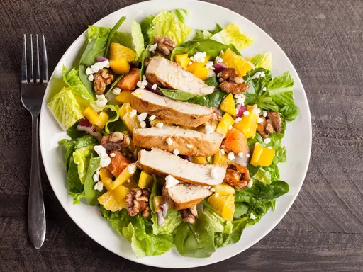 Chicken Caesar Salad សាឡាត់សាច់មាន់