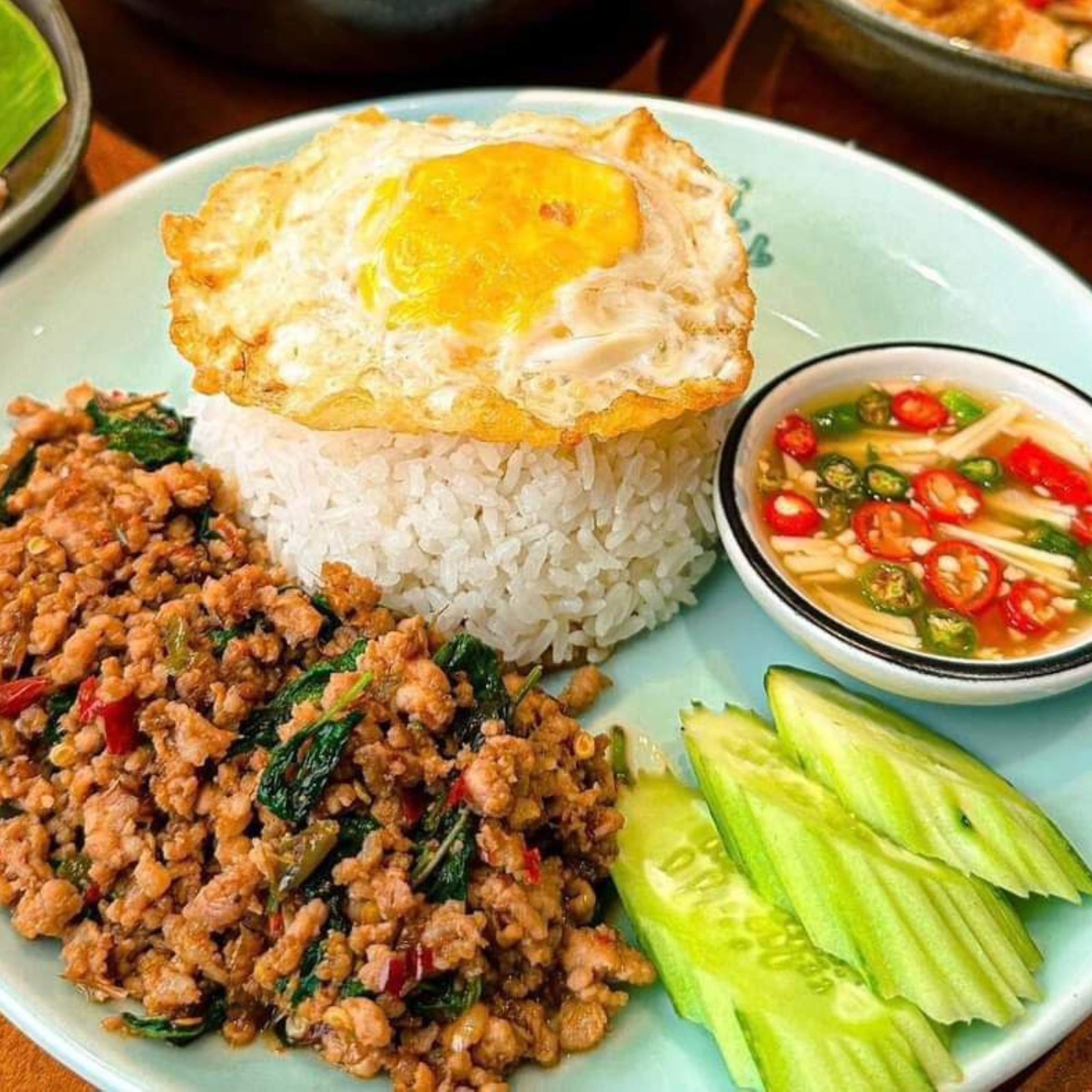 Stir fry pork with basil (Pad Krapow )