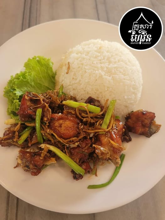 Stir fired ginger with chicken