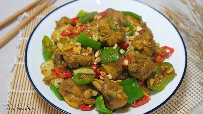Stir Fried Chicken with Lemongrass